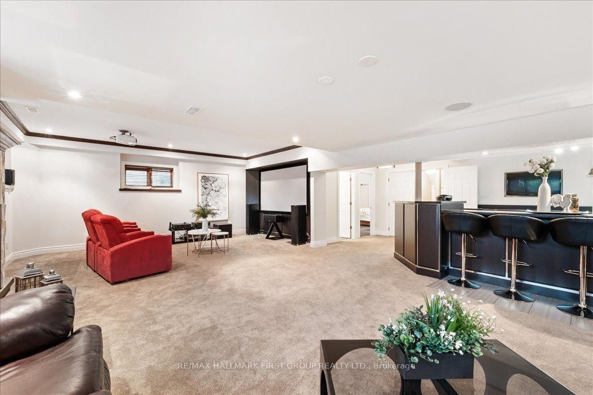 830 Fairview Avenue thumbnail 34