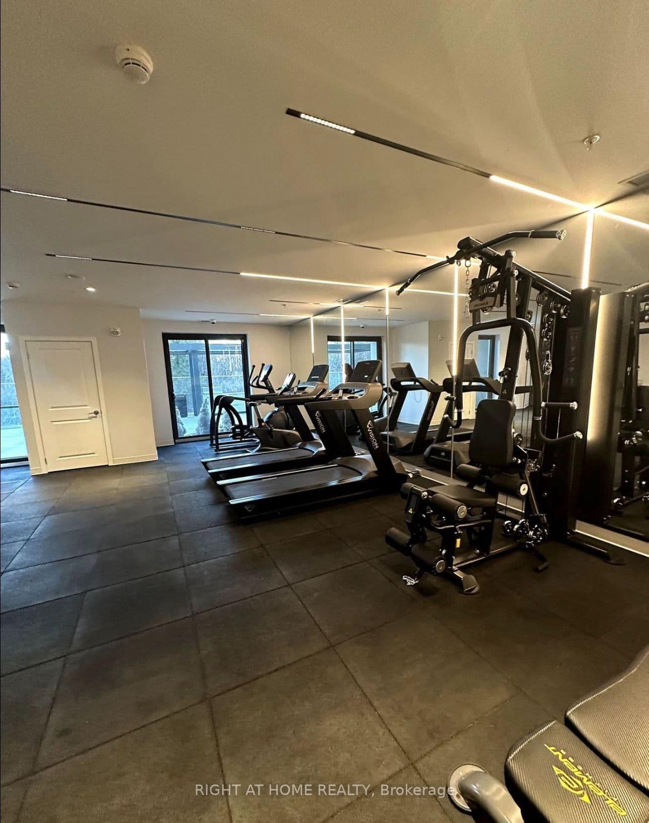 385 Arctic Red Drive, Unit 401 thumbnail 22