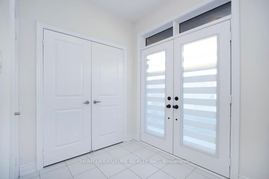 1359 Klondike Drive, Unit Main & 2nd Floor thumbnail 2