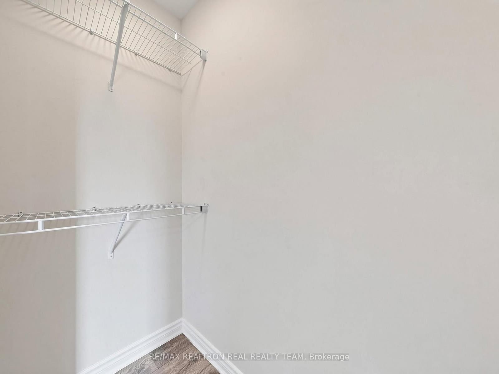 2708 Burkholder Drive thumbnail 36