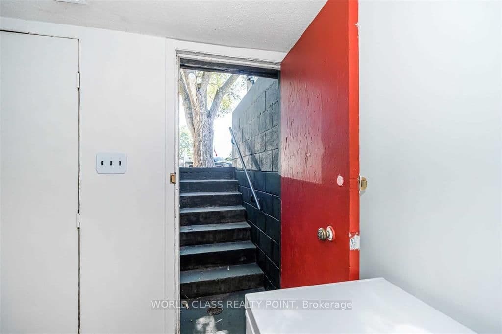 1 Mcintosh Street thumbnail 27