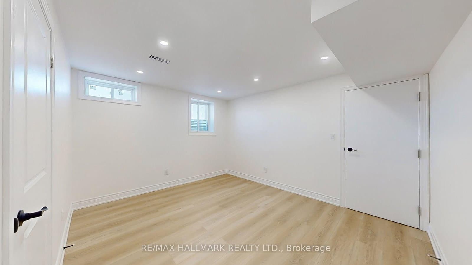 534 Coronation Road, Unit (Basement) thumbnail 21