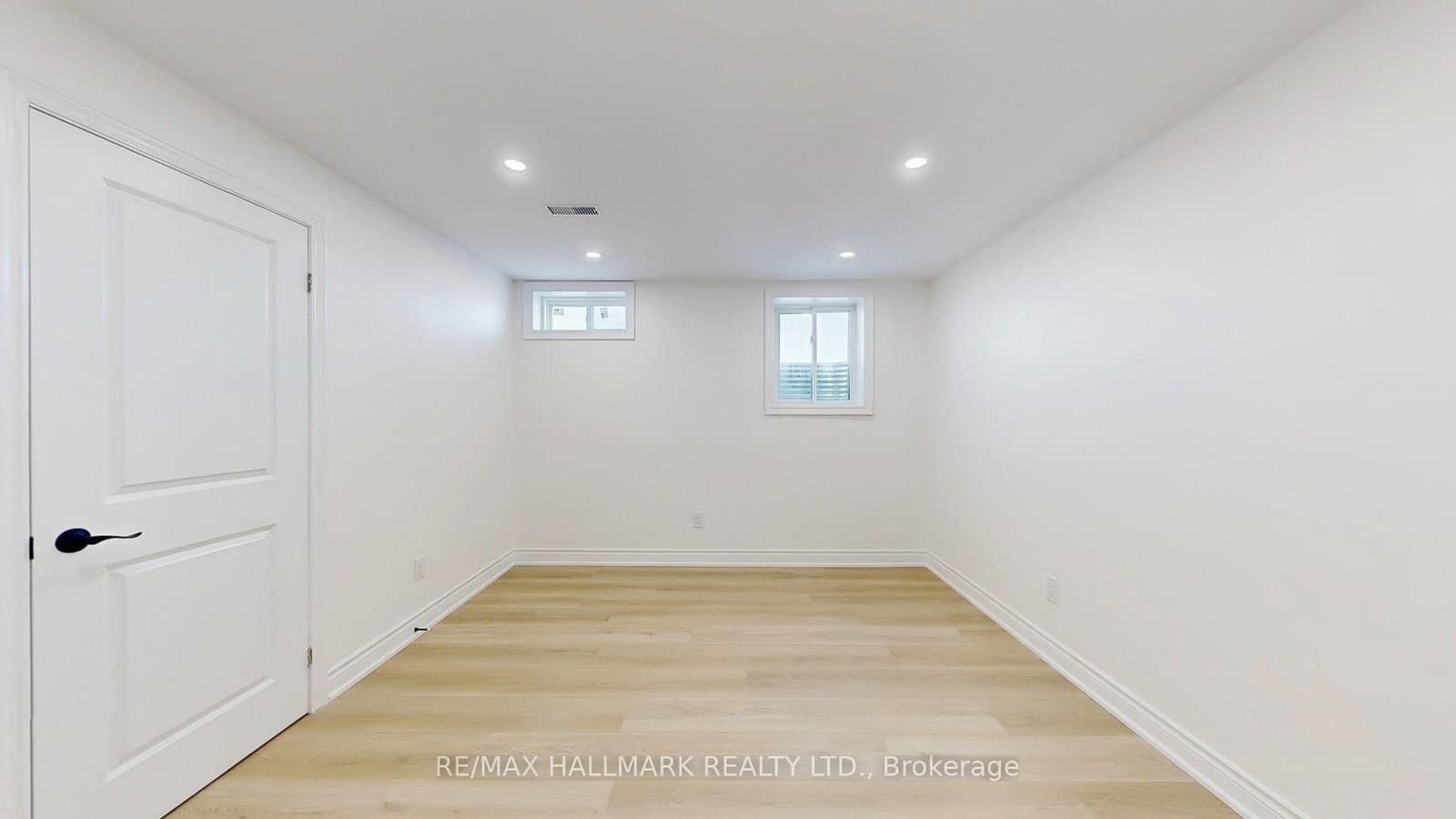 534 Coronation Road, Unit (Basement) thumbnail 22