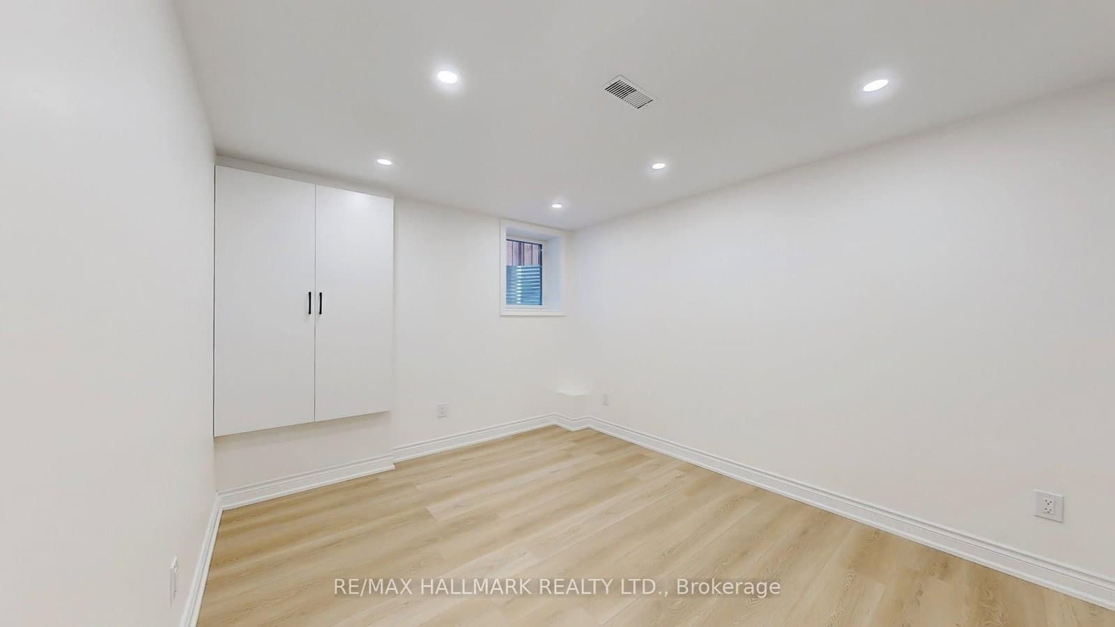534 Coronation Road, Unit (Basement) thumbnail 25