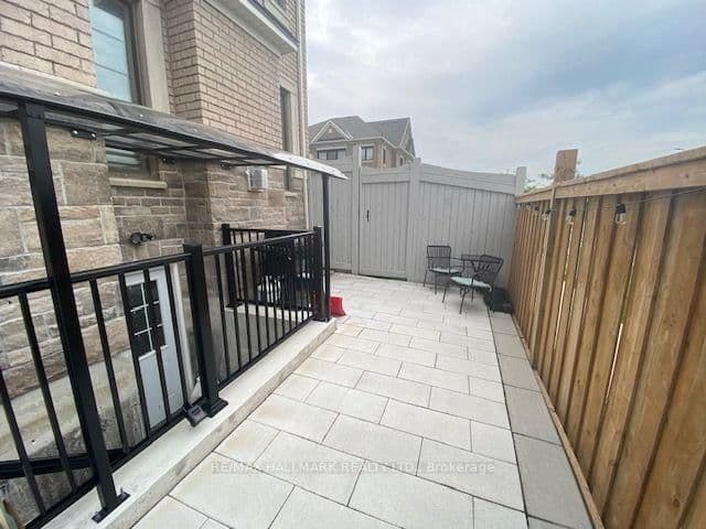 534 Coronation Road, Unit (Basement) thumbnail 5
