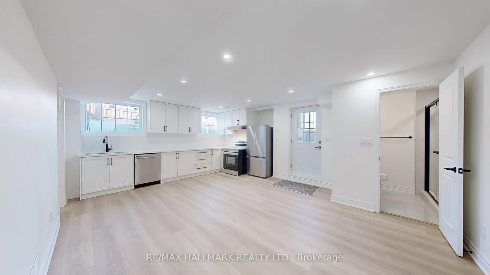 534 Coronation Road, Unit (Basement) thumbnail 6