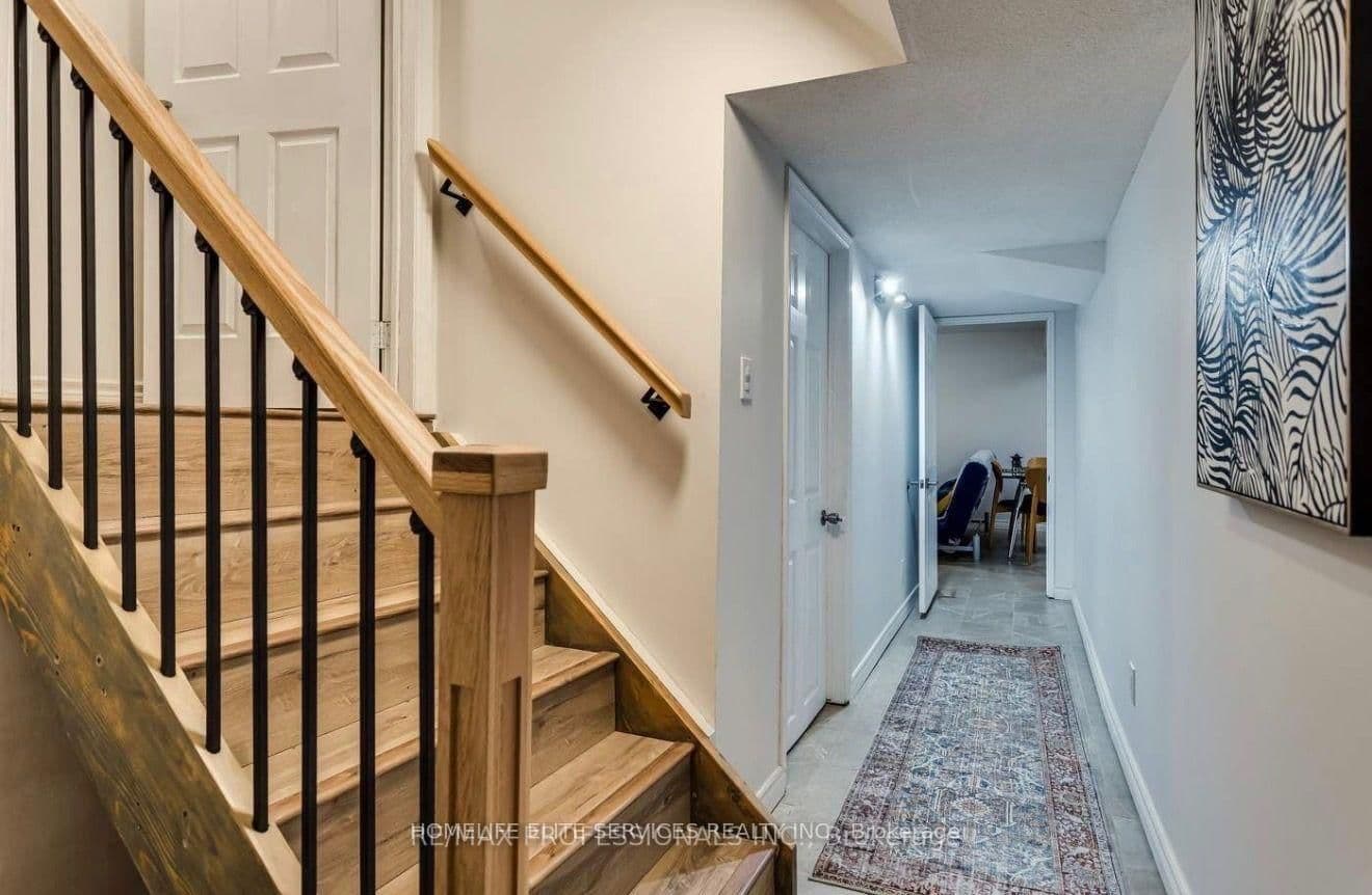 32 Heaver Drive - Image 1