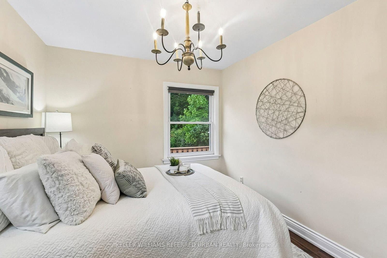 36 Vernadale Crescent thumbnail 23