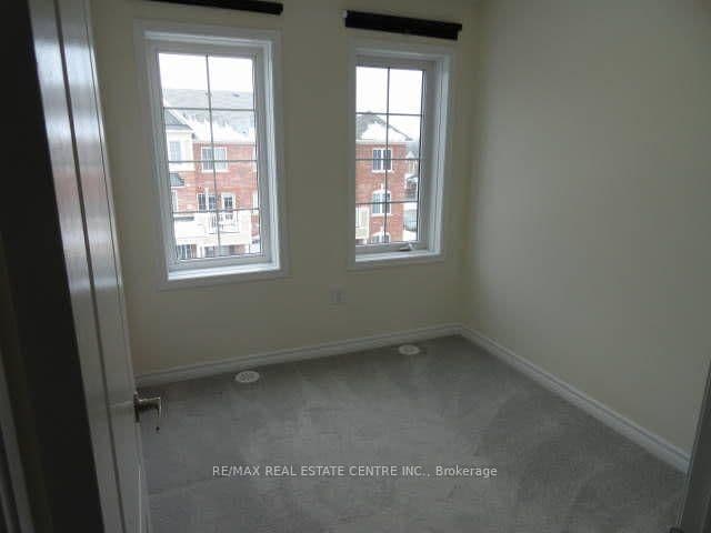 1084 Silk Street thumbnail 23