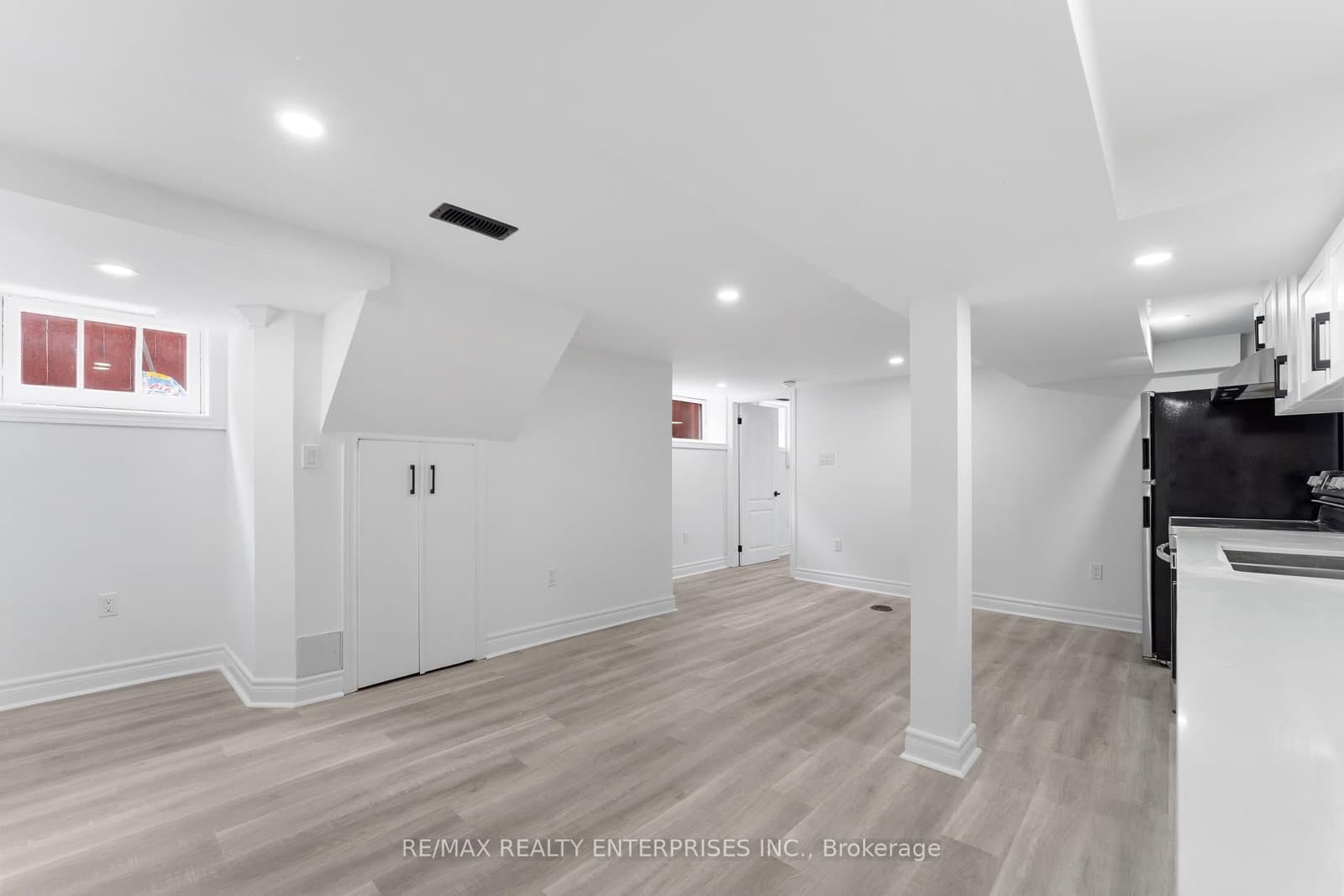 3 Dallyn Crescent, Unit BSMT thumbnail 5