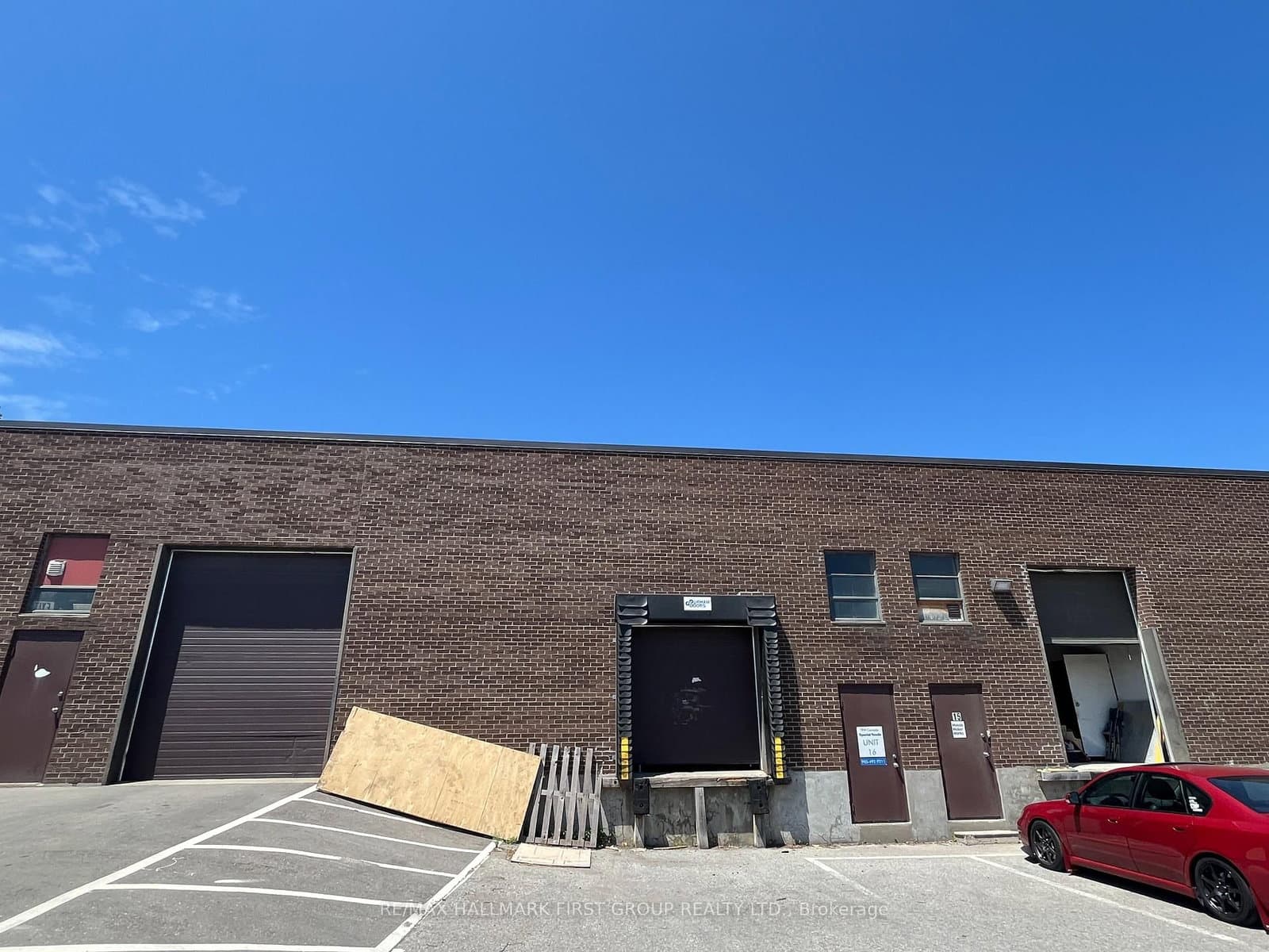 1750 Plummer Street, Unit 16 thumbnail 3