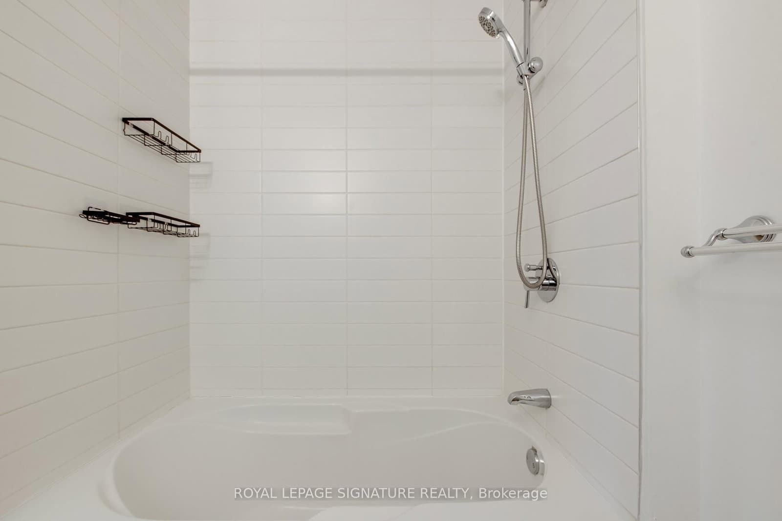 625 Queen Street E, Unit 211 thumbnail 41