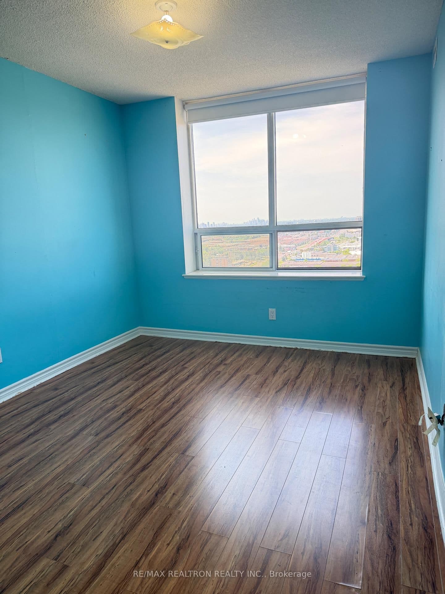 115 Omni Drive, Unit 2702 thumbnail 12