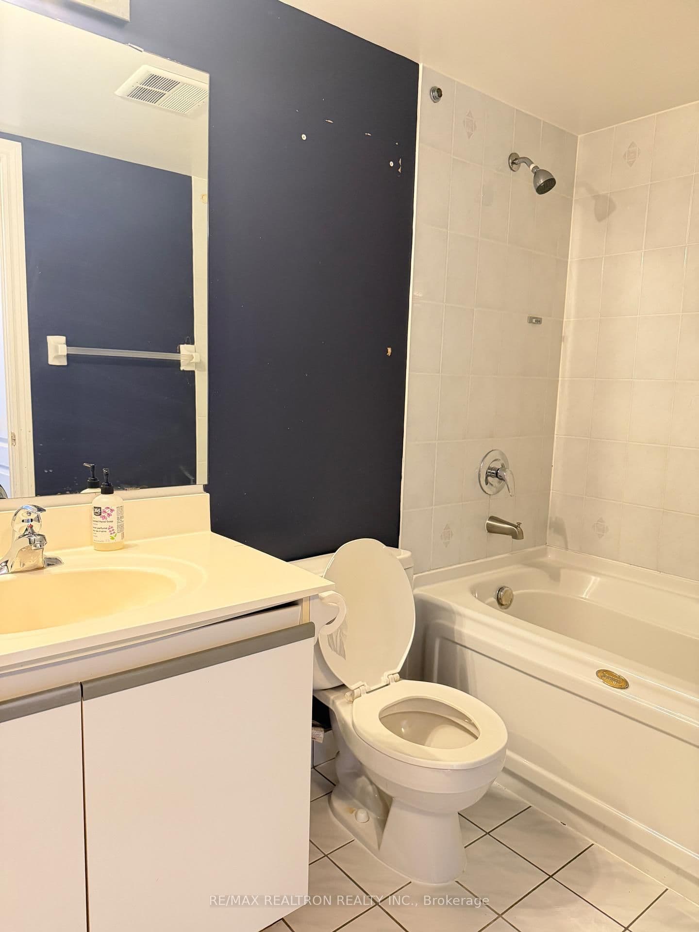 115 Omni Drive, Unit 2702 thumbnail 14