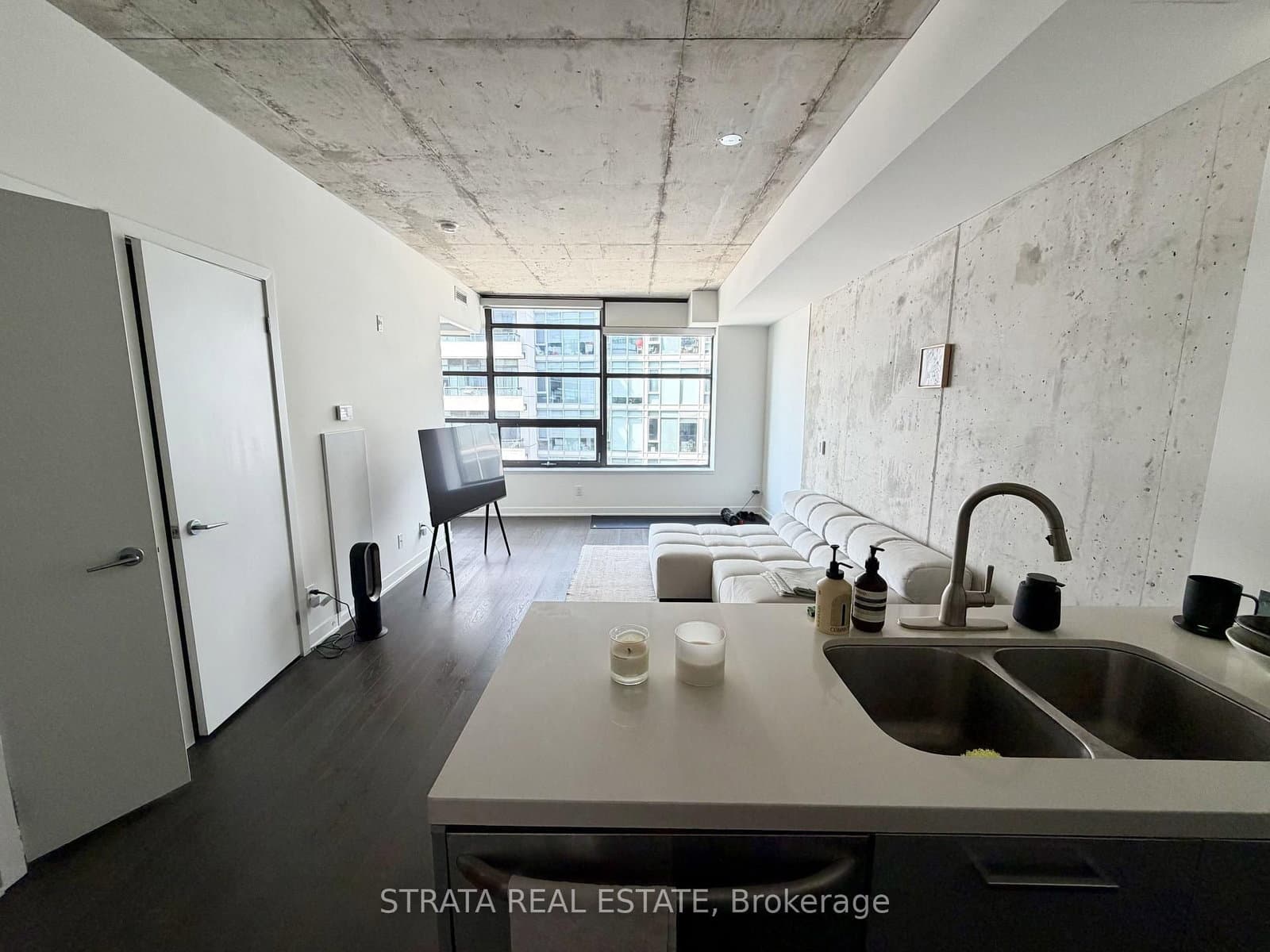1201 Dundas Street E, Unit 606 thumbnail 6