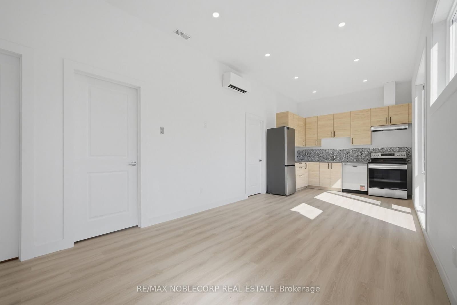 6 Evandale Road, Unit Garden Suite thumbnail 5