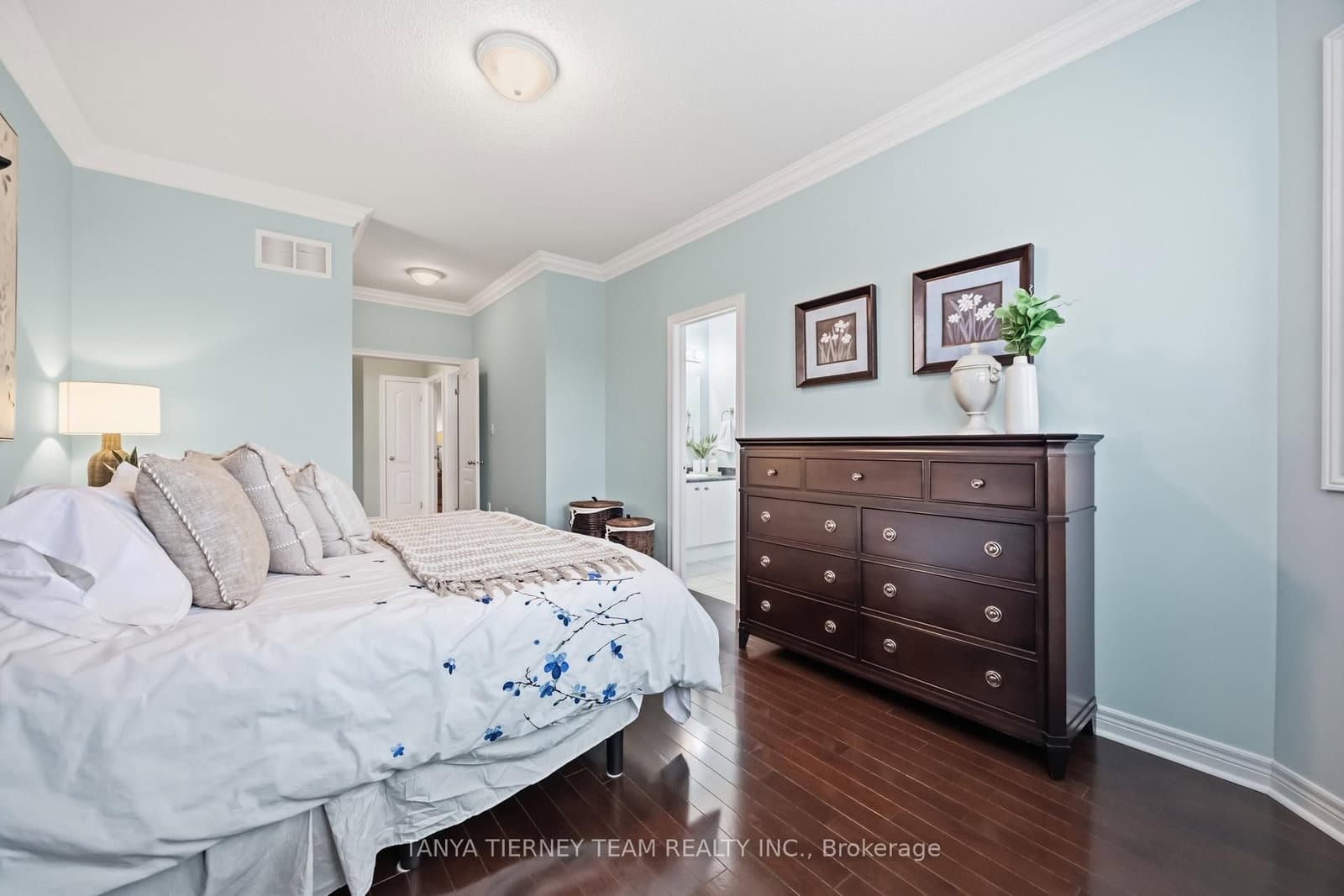 915 Black Cherry Drive thumbnail 26