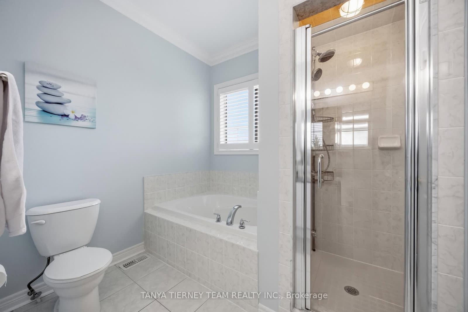 915 Black Cherry Drive thumbnail 28