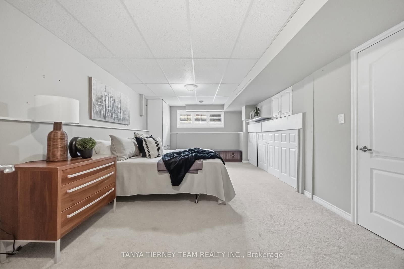 915 Black Cherry Drive thumbnail 40