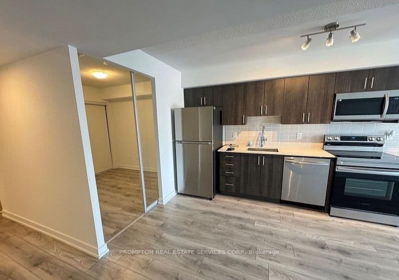 1455 Celebration Drive, Unit 512 thumbnail 5