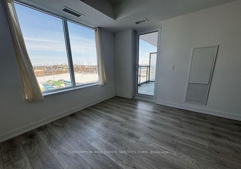1455 Celebration Drive, Unit 512 thumbnail 8