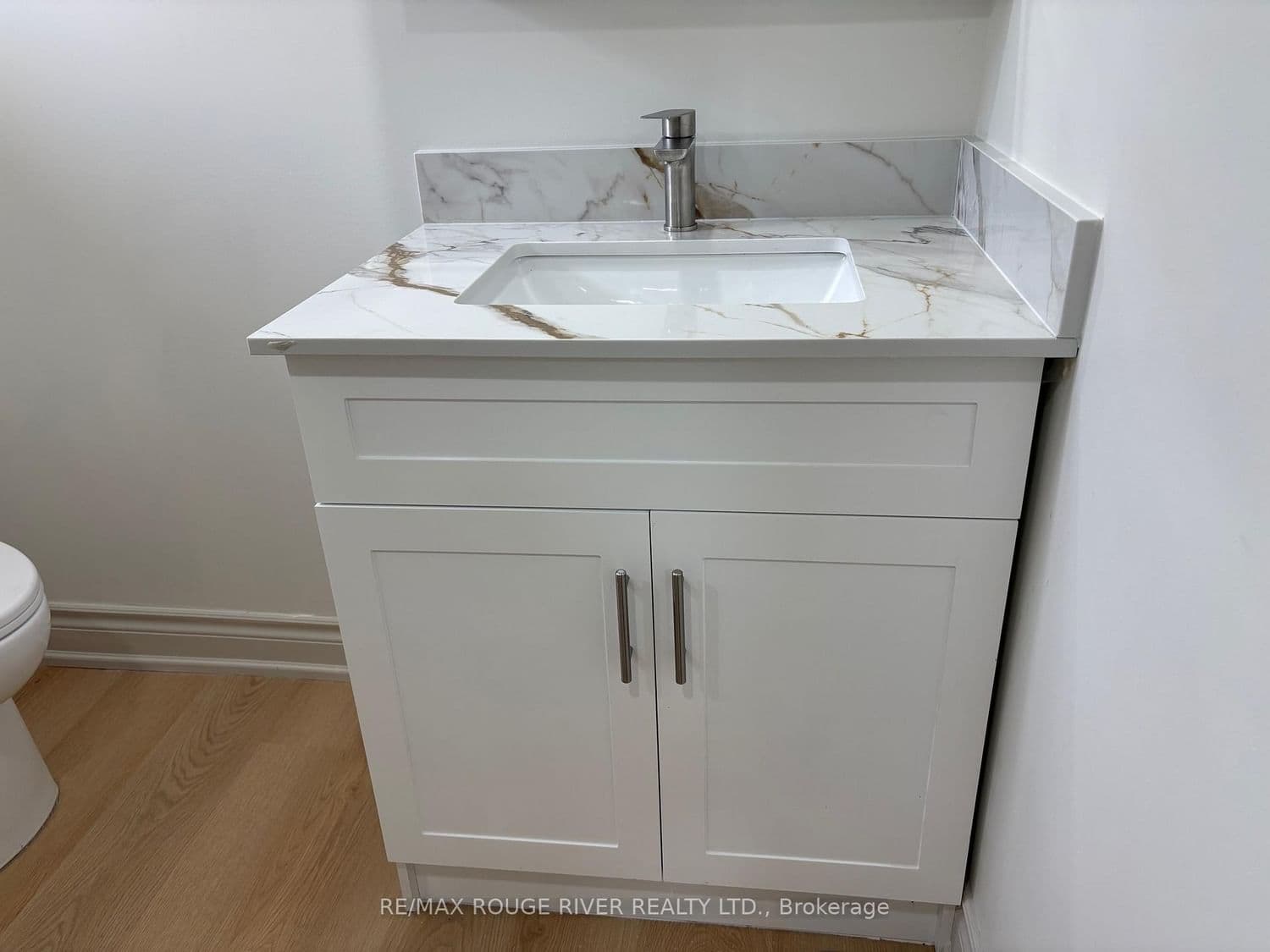 121 Lupin Drive, Unit 2, Lower thumbnail 17