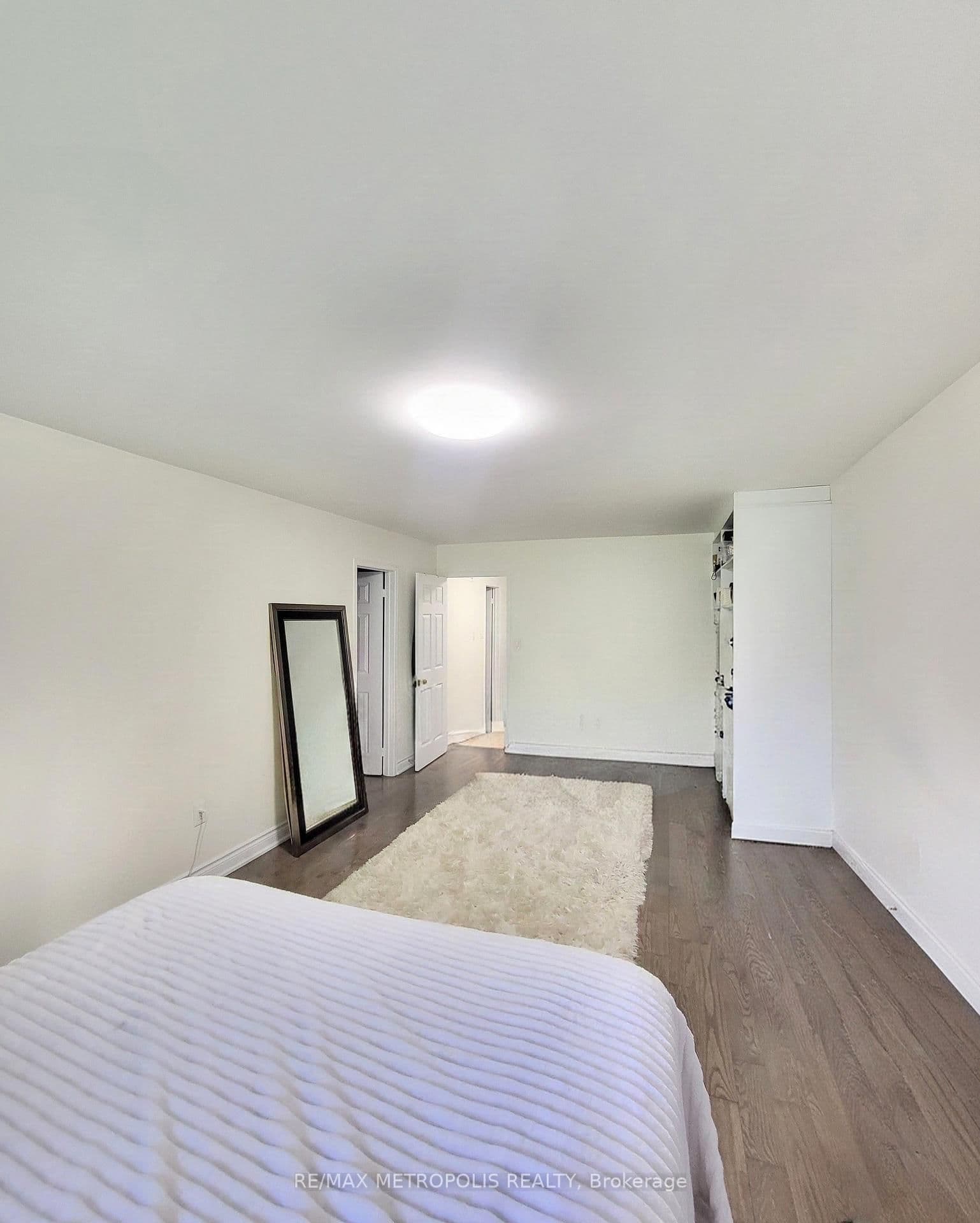 435 Middlefield Road, Unit 12 thumbnail 11