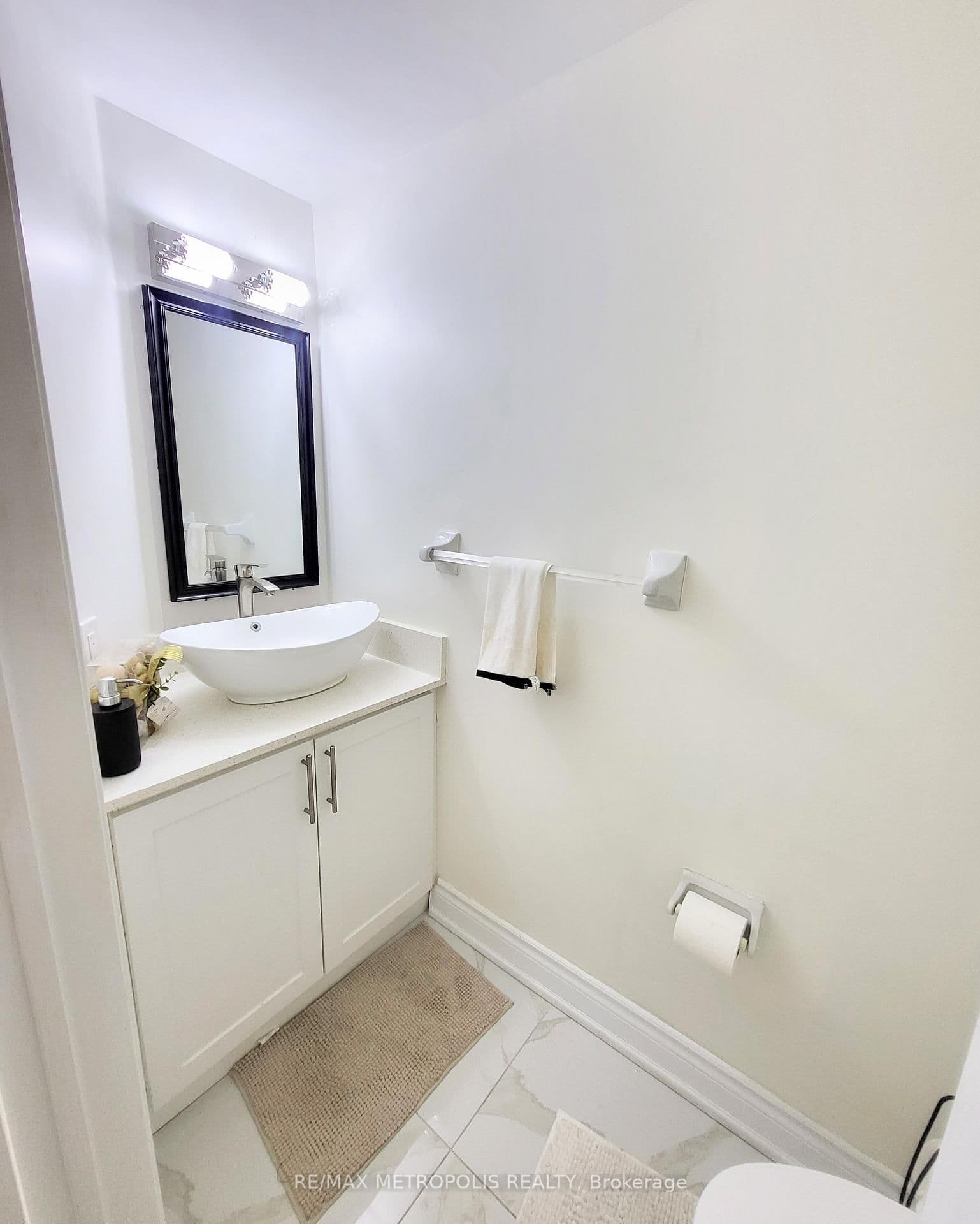 435 Middlefield Road, Unit 12 thumbnail 8