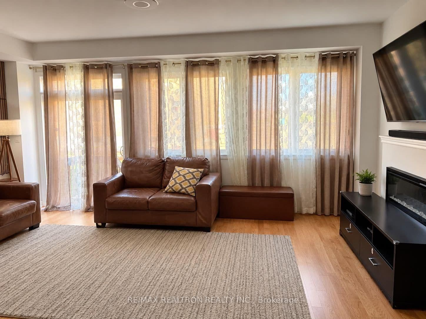 186 Closson Drive thumbnail 4