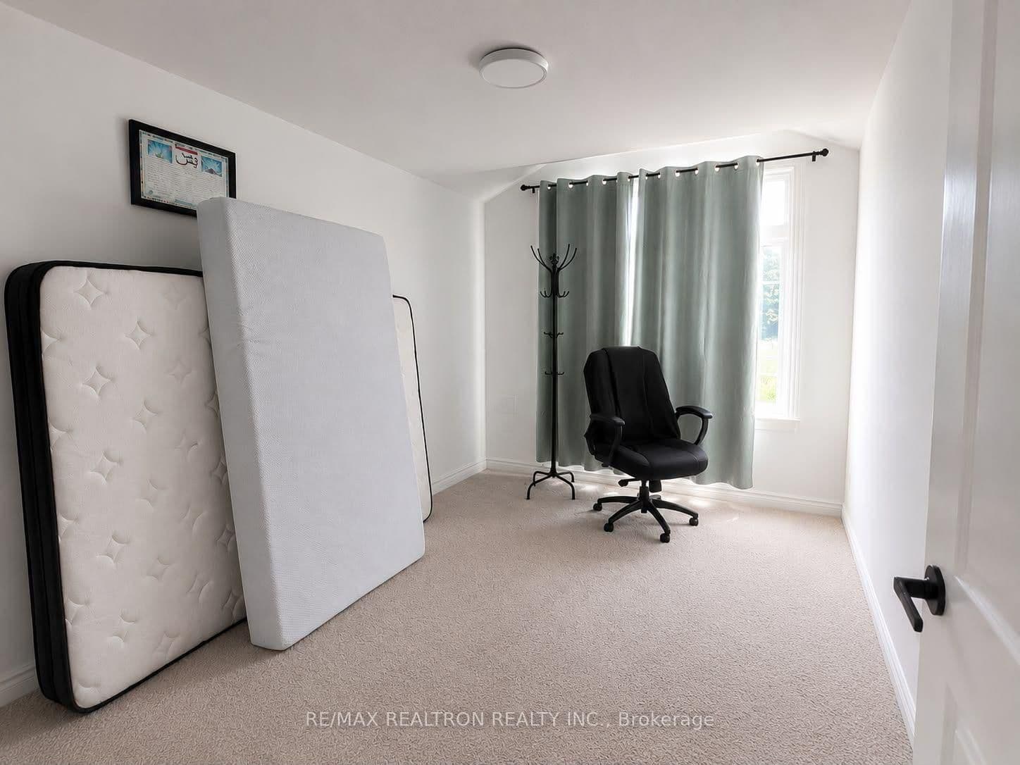 186 Closson Drive thumbnail 9