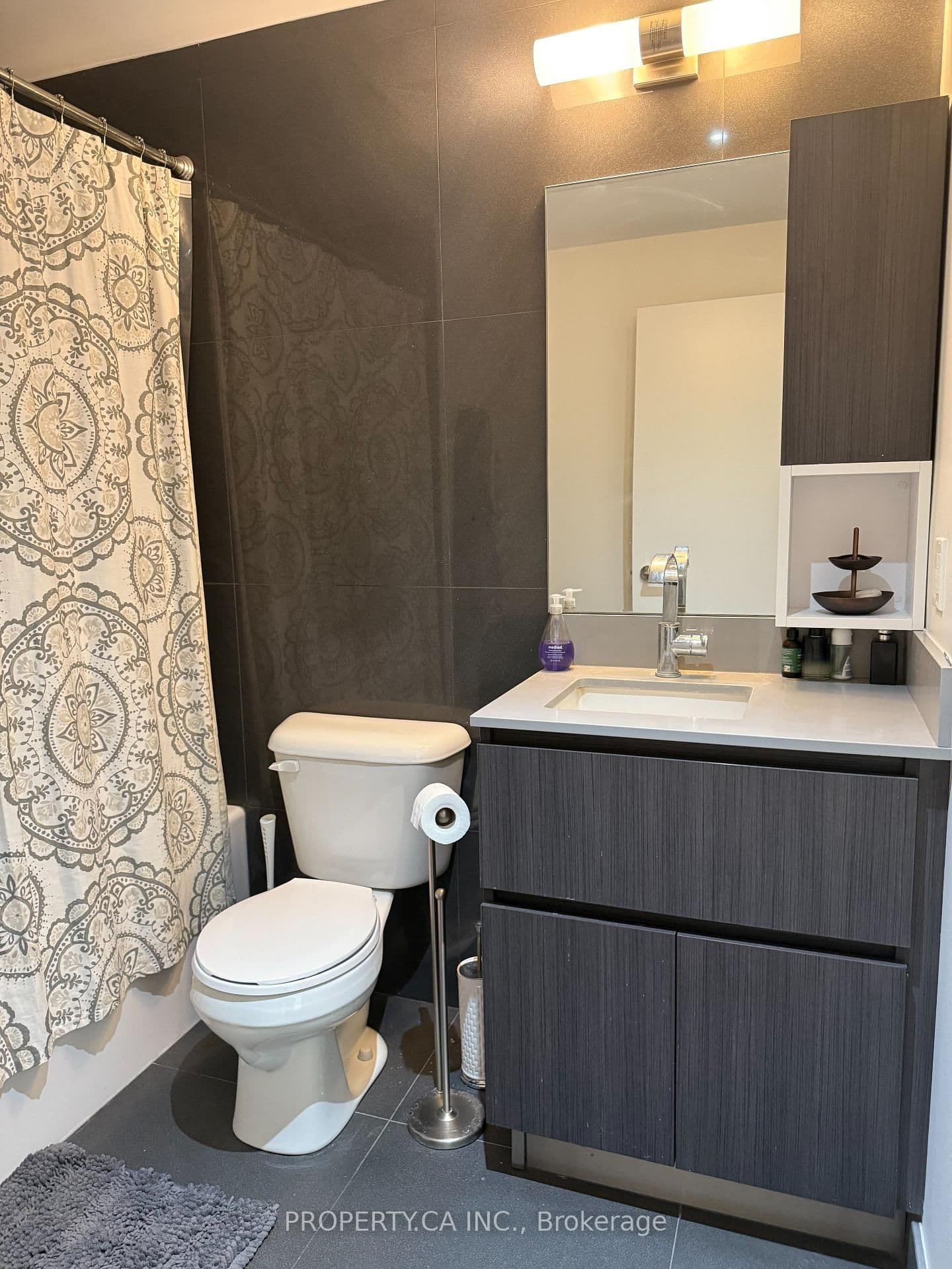 25 Baseball Place, Unit 206 thumbnail 12
