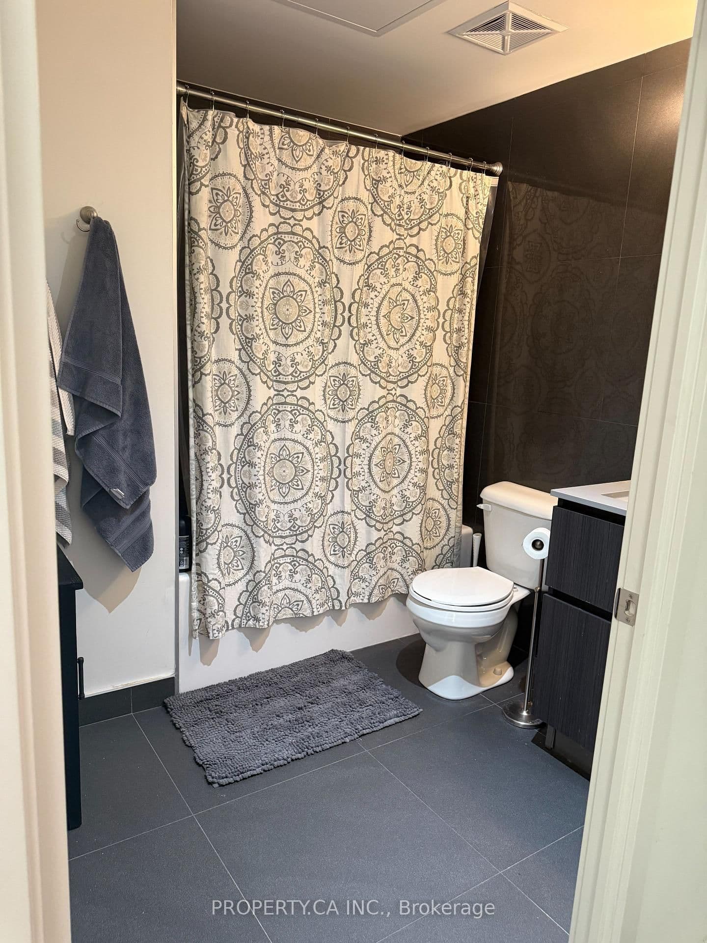 25 Baseball Place, Unit 206 thumbnail 14