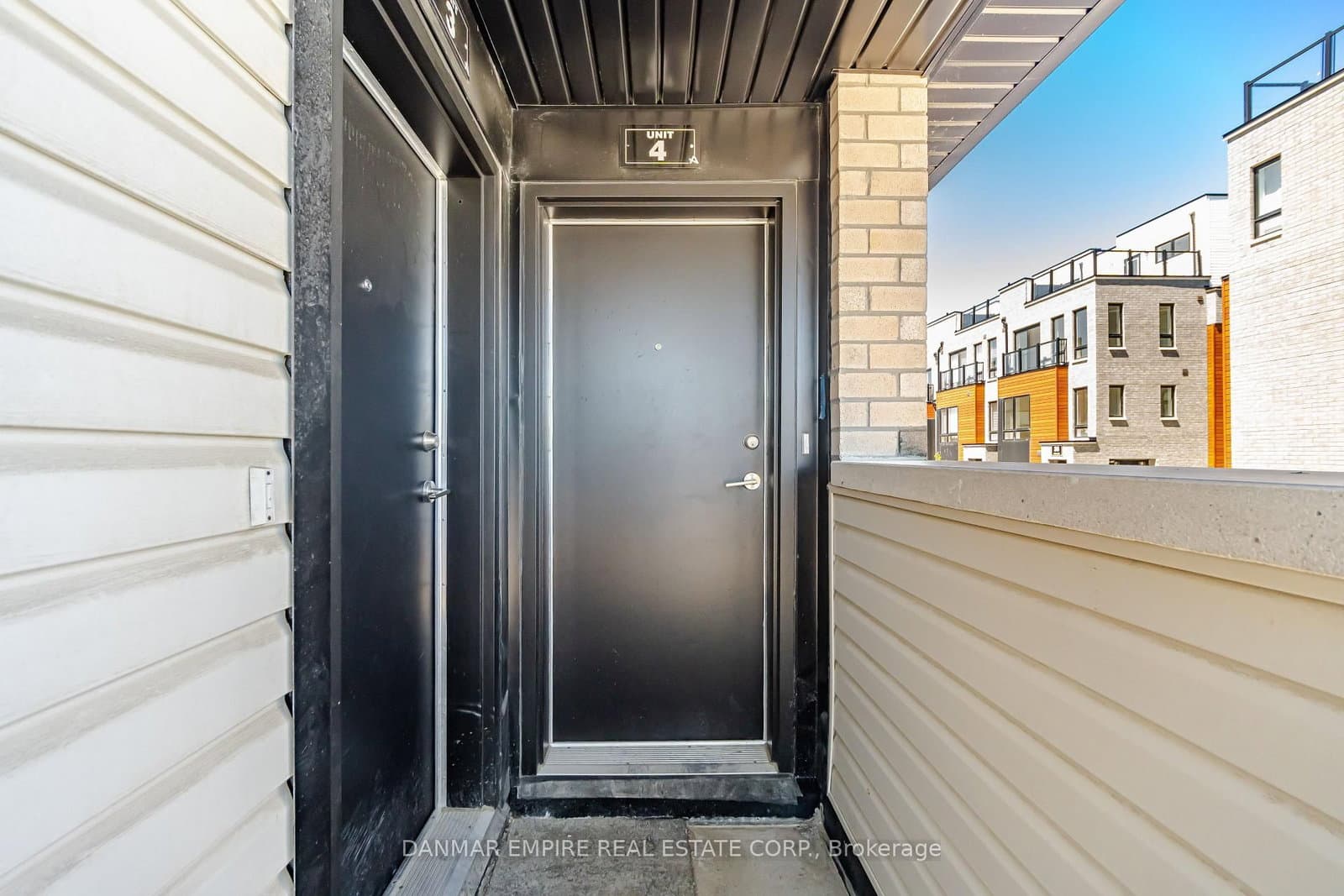 10 Liben Way, Unit 4 thumbnail 3