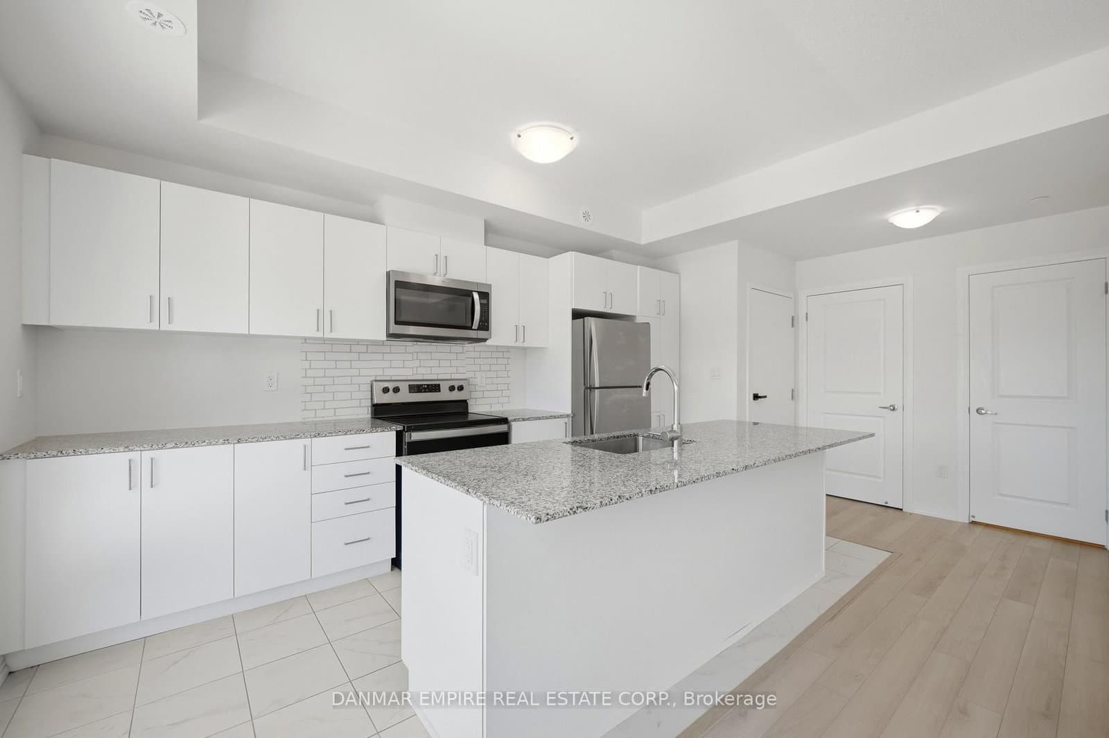 10 Liben Way, Unit 4 thumbnail 8
