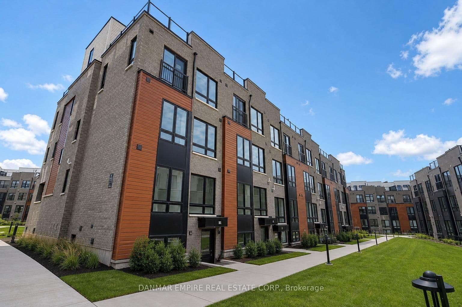 35 Priya Lane, Unit 3 thumbnail 2