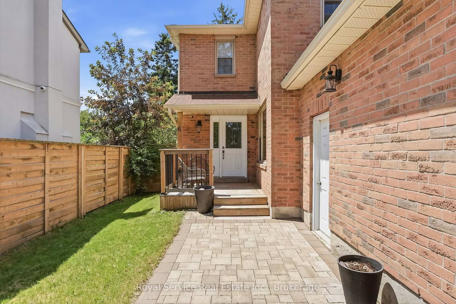6 Gilmour Drive thumbnail 3