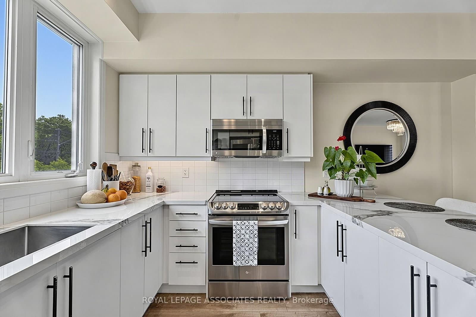 1870 Altona Road, Unit 13 thumbnail 6