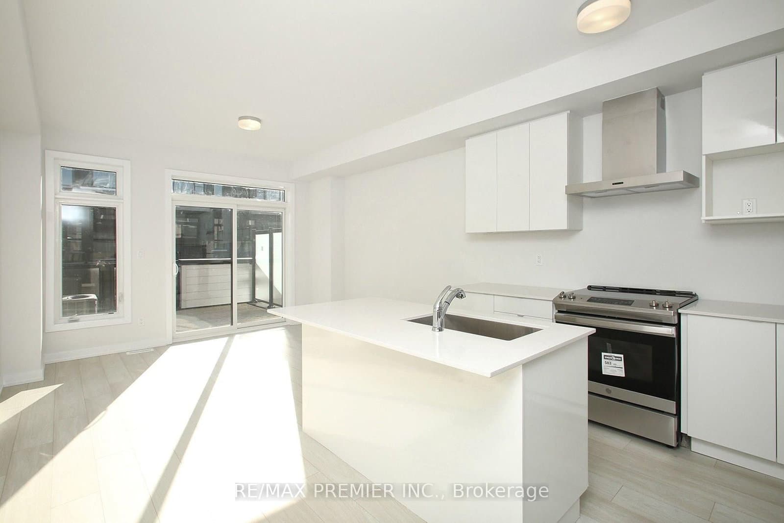 128 Brockley Drive thumbnail 10
