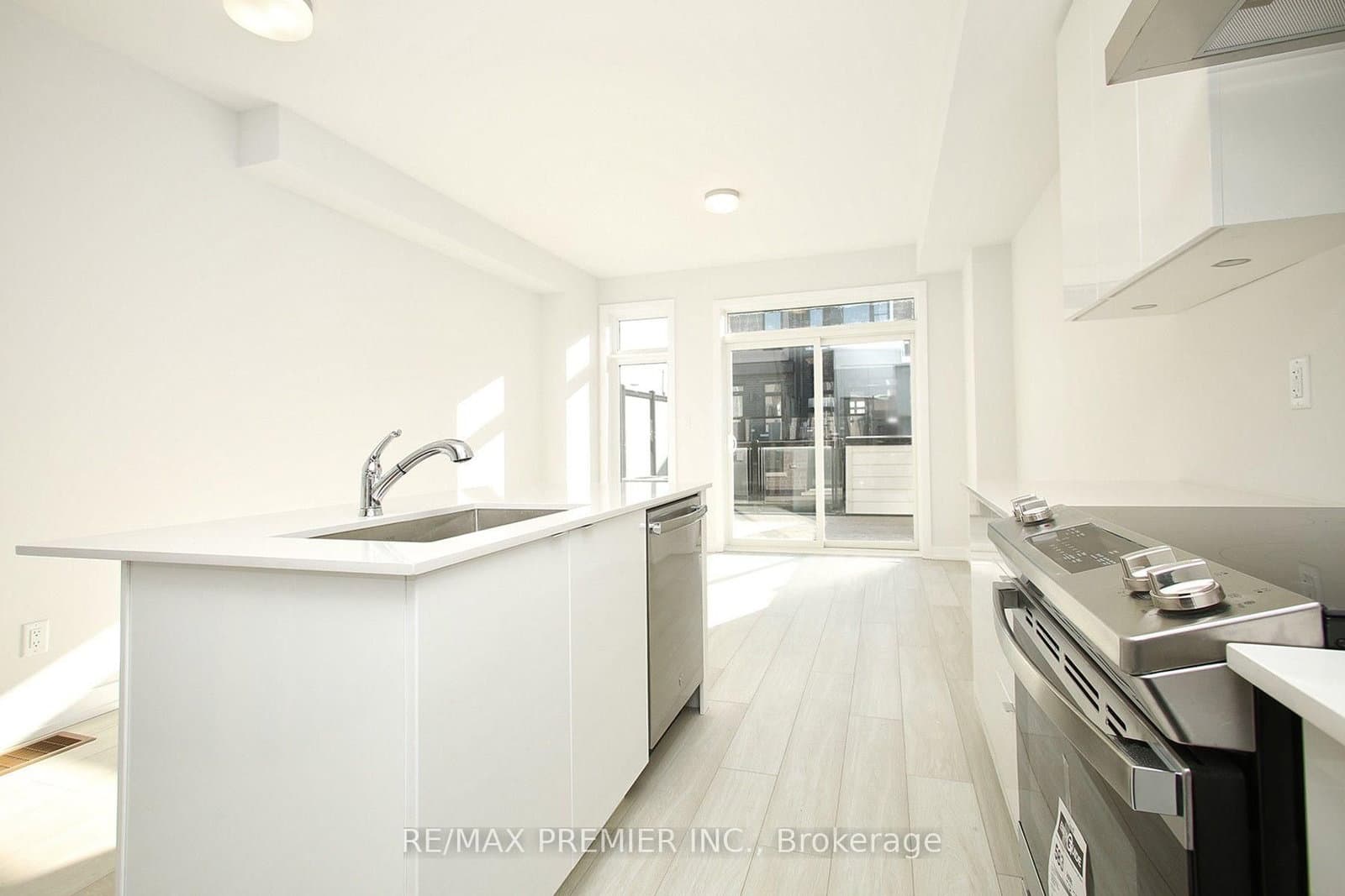 128 Brockley Drive thumbnail 15