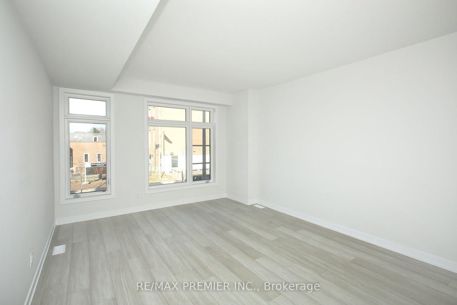 128 Brockley Drive thumbnail 18