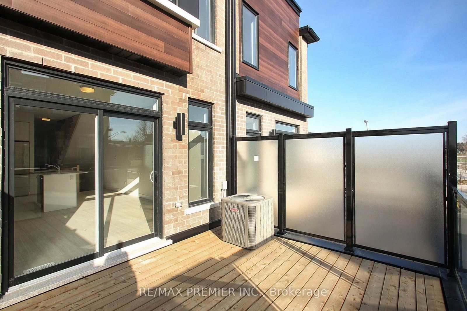 128 Brockley Drive thumbnail 2