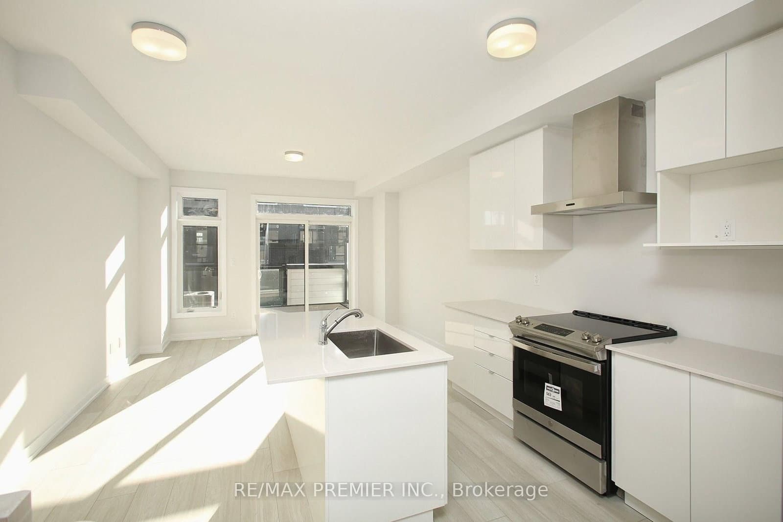 128 Brockley Drive thumbnail 9