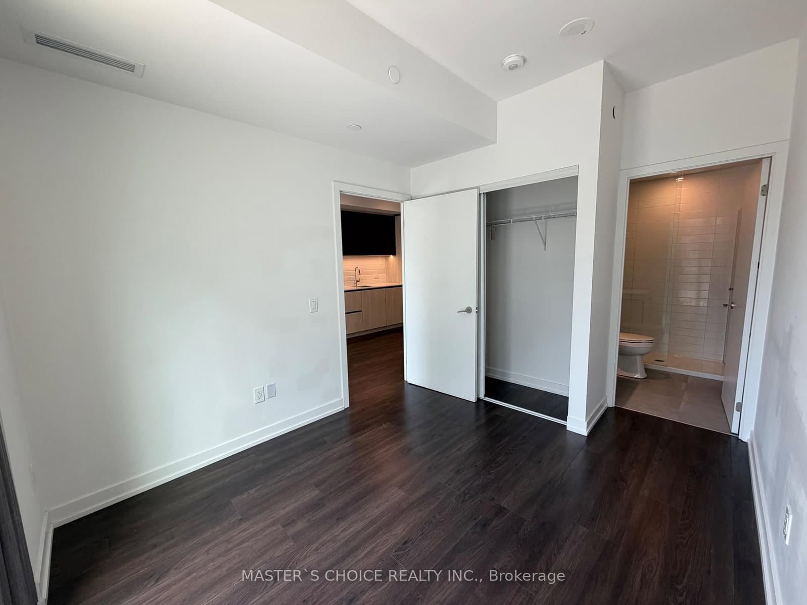 150 logan Avenue, Unit 323 thumbnail 15
