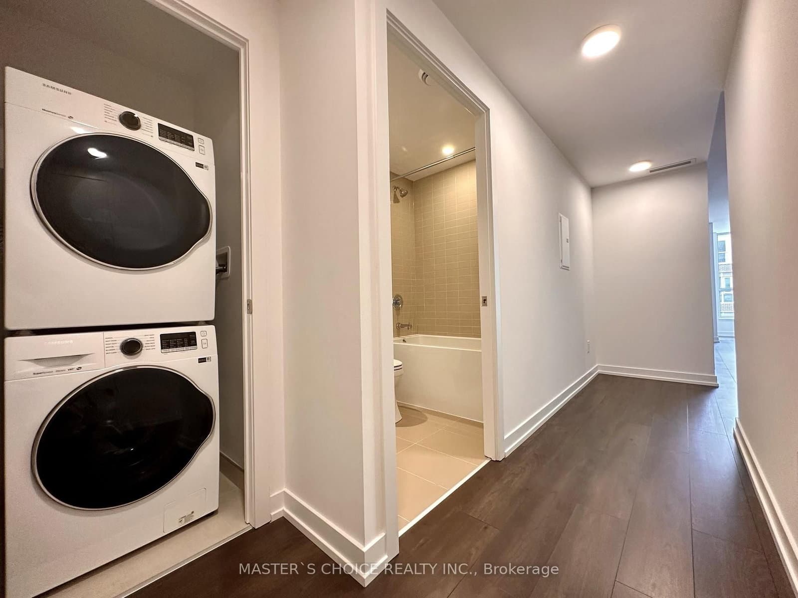 150 logan Avenue, Unit 323 thumbnail 4