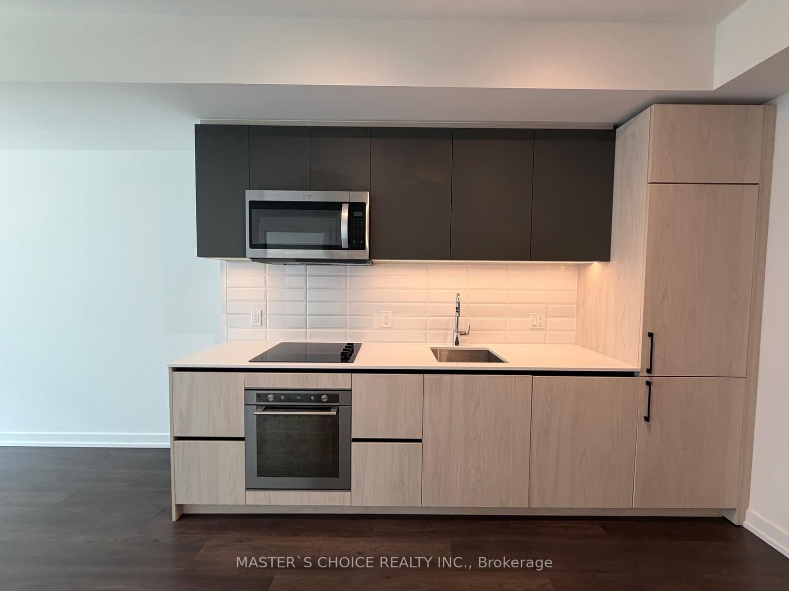 150 logan Avenue, Unit 323 thumbnail 7
