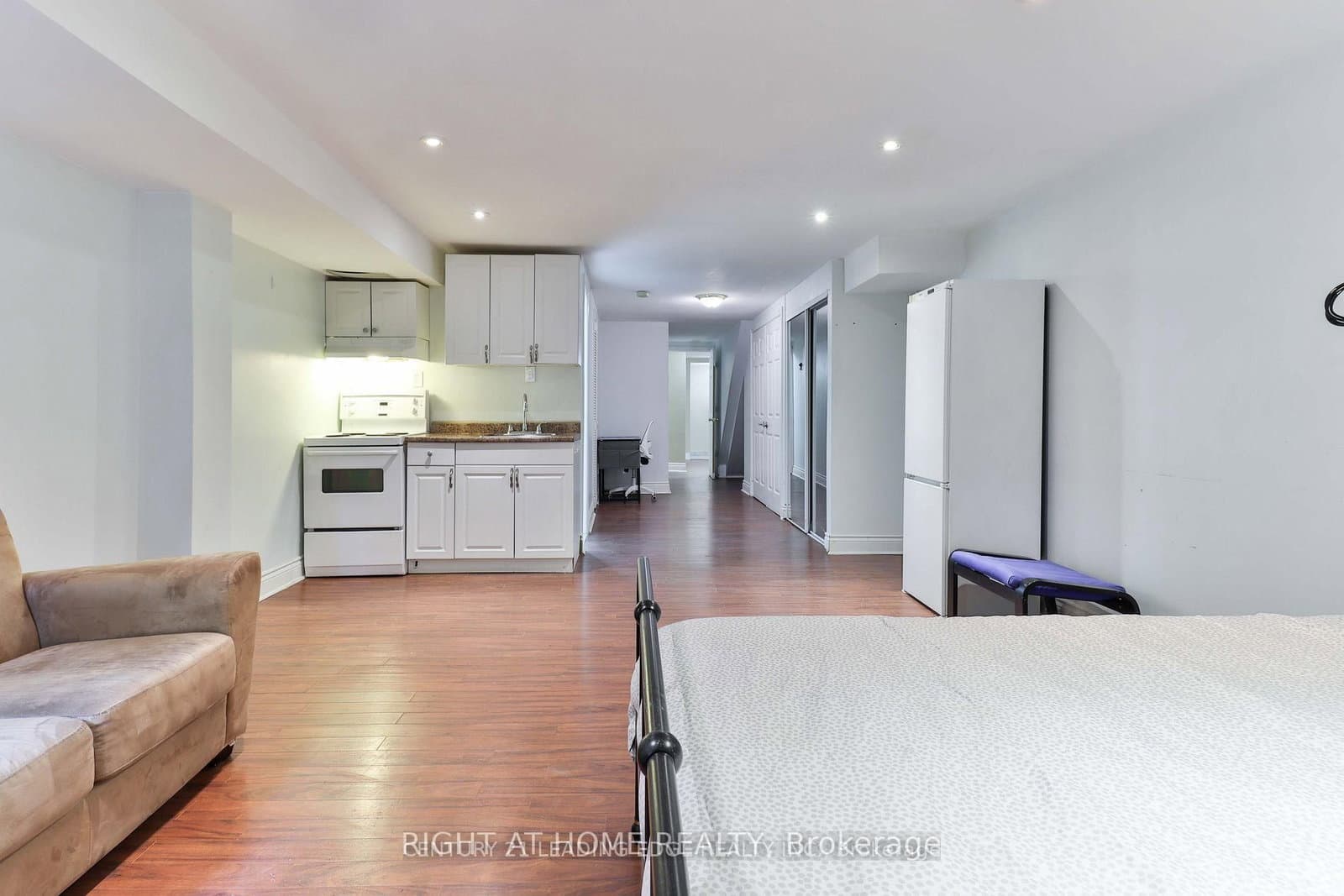 143 Gamble Avenue, Unit (Bsmt) thumbnail 10