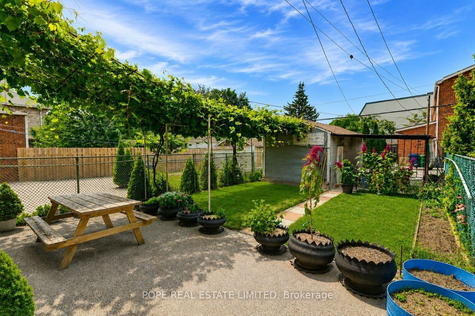 210 Donlands Avenue thumbnail 10