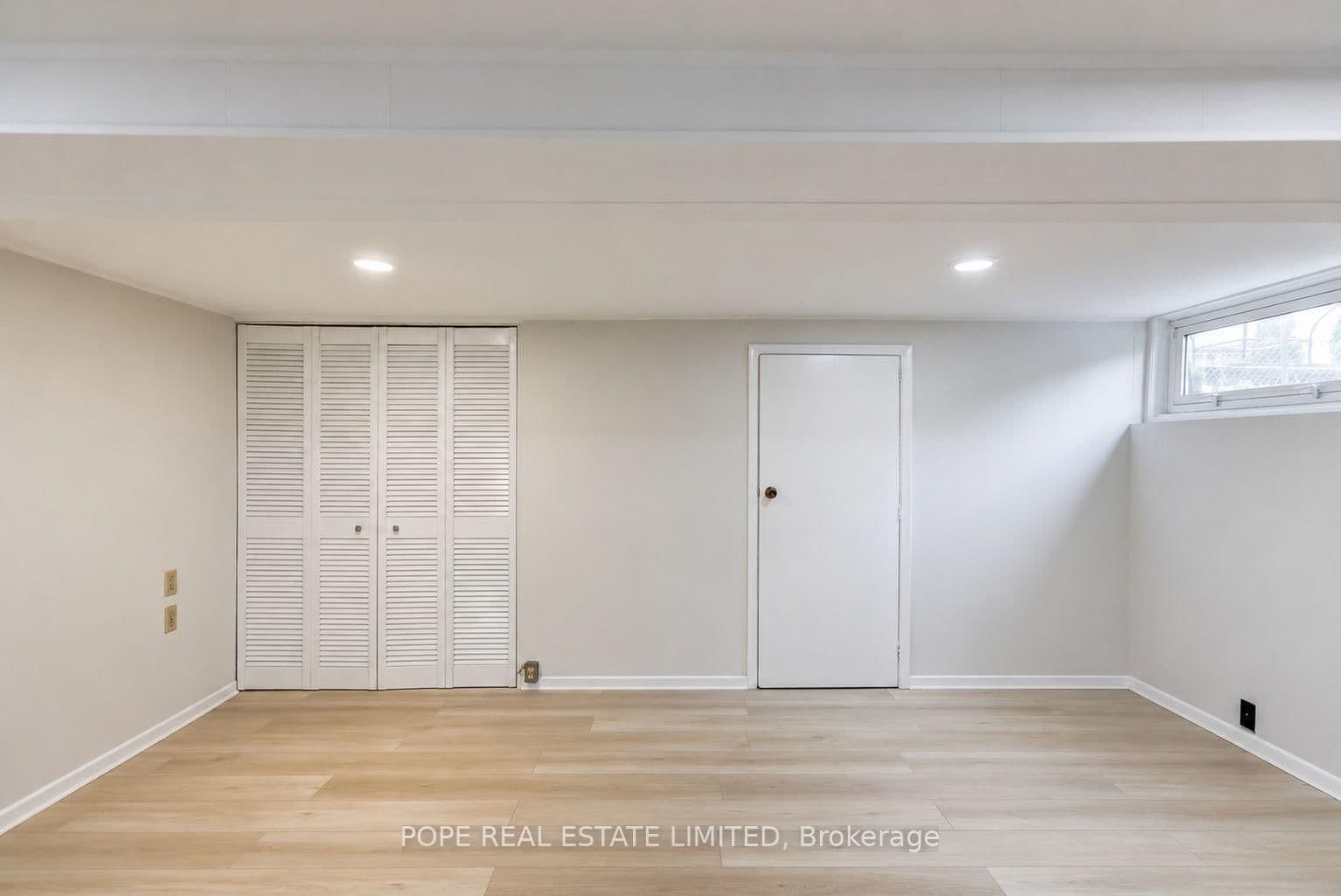 210 Donlands Avenue thumbnail 22