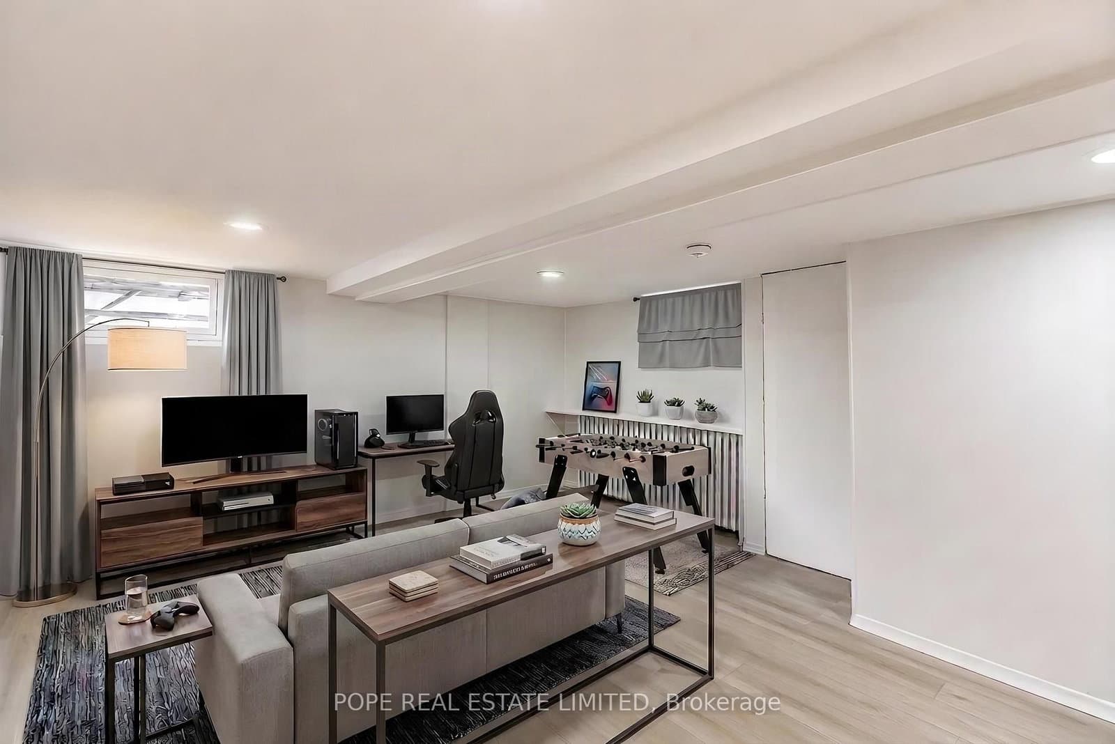 210 Donlands Avenue thumbnail 9