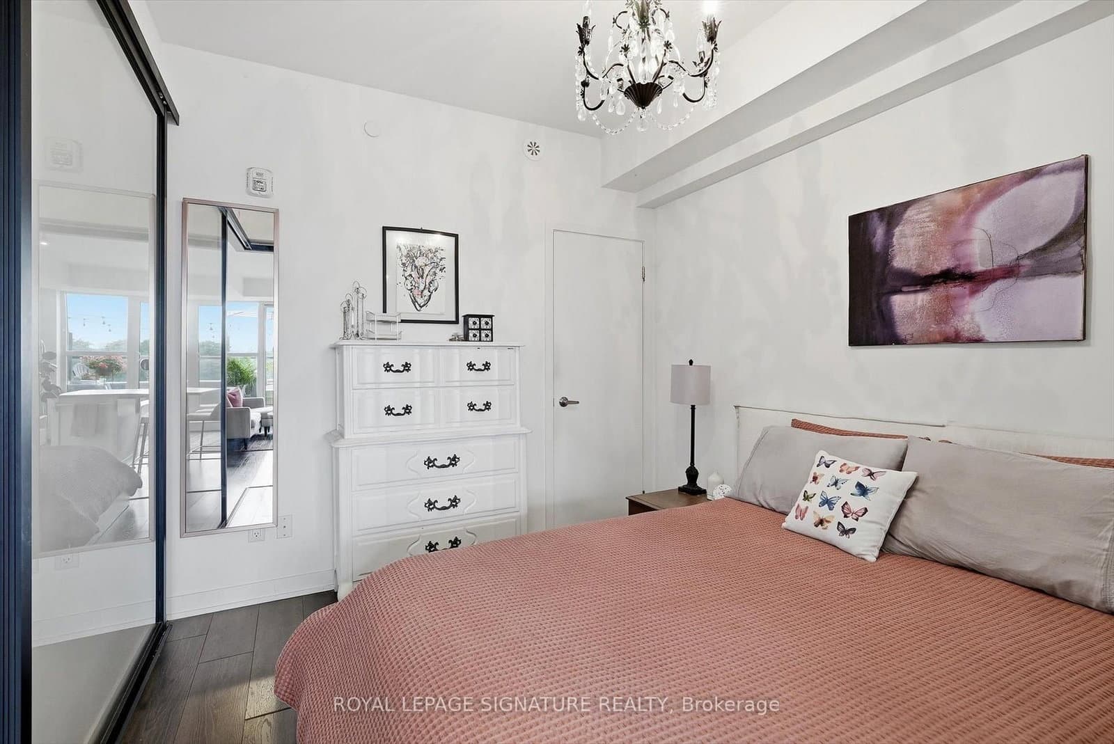 899 Queen Street E, Unit 503 thumbnail 17